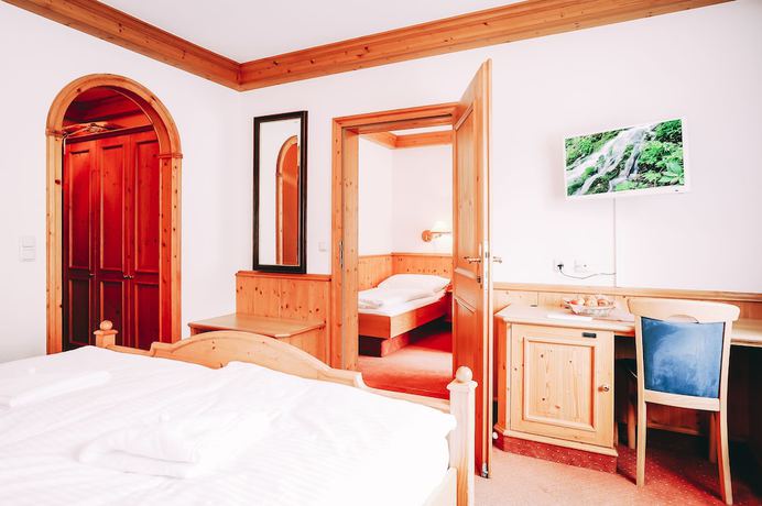 Imagen de la habitación del Hotel Kinderhotel Stegerhof. Foto 17