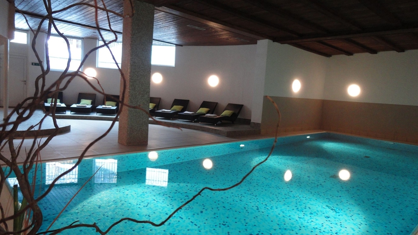 Imagen de la piscina del Hotel Kinderhotel St.zeno. Foto 15