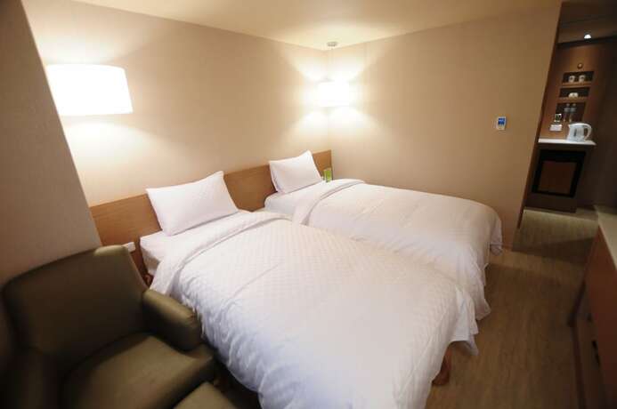 Imagen general del Hotel Kindness - Tainan Chihkan Tower. Foto 2