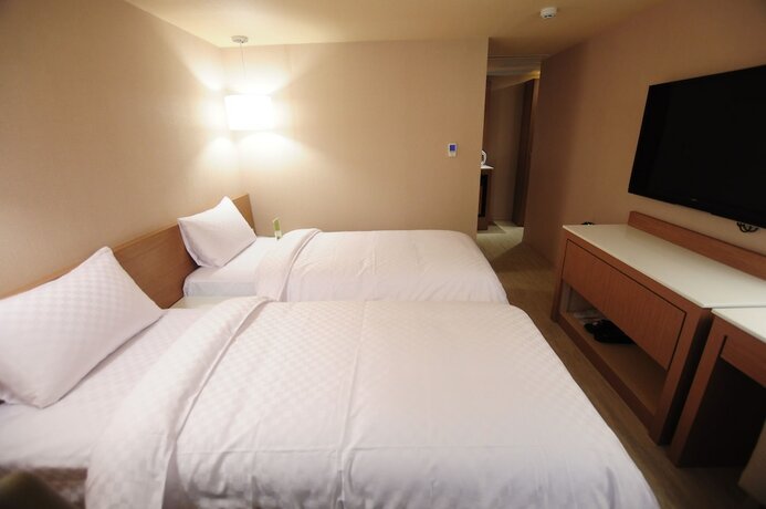 Imagen general del Hotel Kindness - Tainan Chihkan Tower. Foto 8