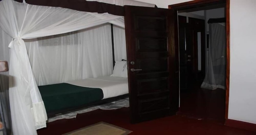Imagen de la habitación del Hotel Kindoroko. Foto 6