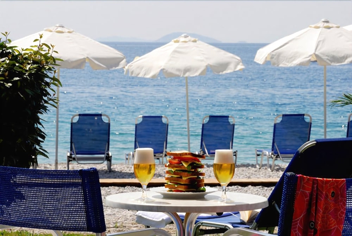 Imagen de los exteriores del Hotel Kinetta Beach Resort and Spa - All Inclusive. Foto 12