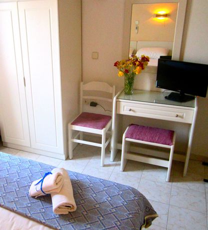 Imagen de los exteriores del Hotel King Agamemnon. Foto 14