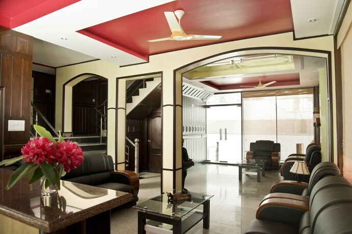 Imagen de los interiores del Hotel King Castle. Foto 59