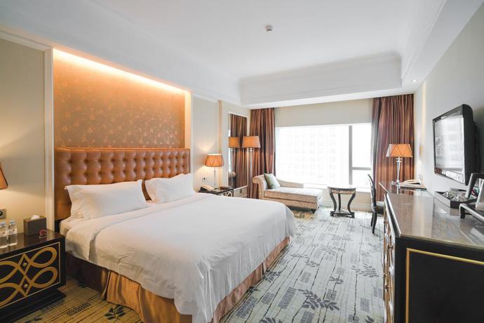 Imagen de la habitación del Hotel King Century. Foto 6