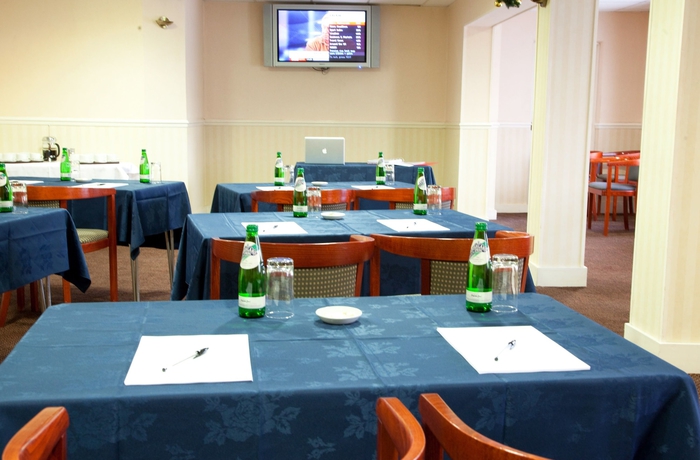 Imagen de los interiores del Hotel King Charles. Foto 19