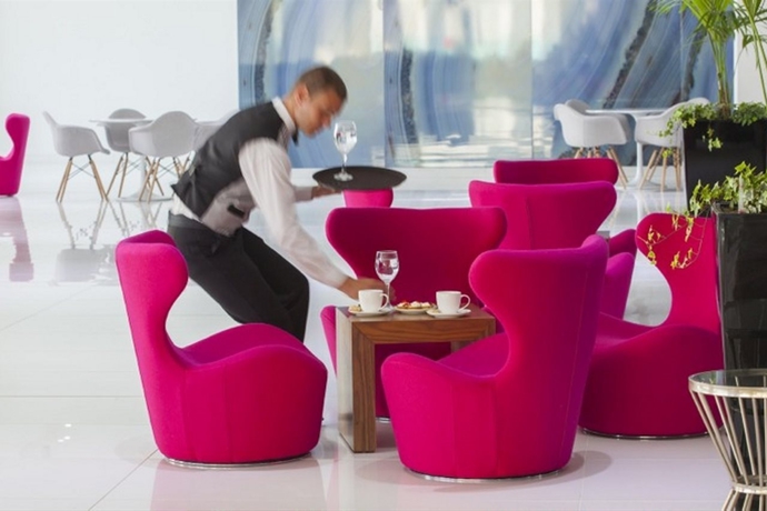 Imagen general del Hotel King Evelthon Beach and Resort. Foto 6