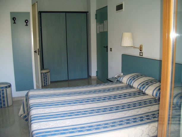Imagen de la habitación del Hotel King, FIUGGI. Foto 2