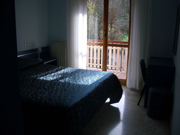 Imagen de la habitación del Hotel King, FIUGGI. Foto 3