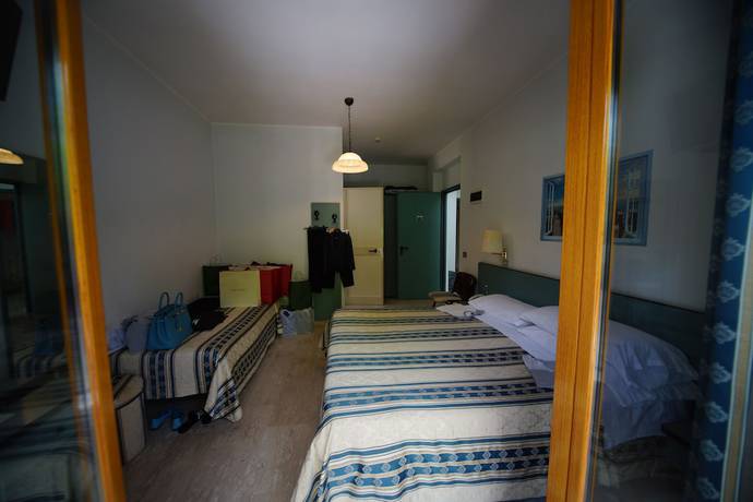 Imagen de la habitación del Hotel King, FIUGGI. Foto 5