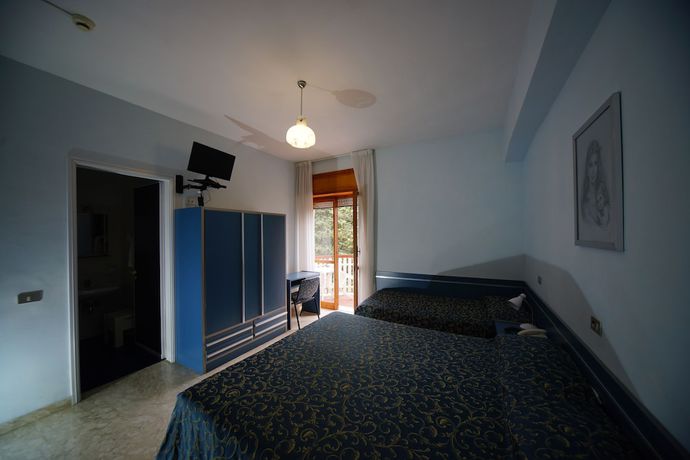 Imagen de la habitación del Hotel King, FIUGGI. Foto 7