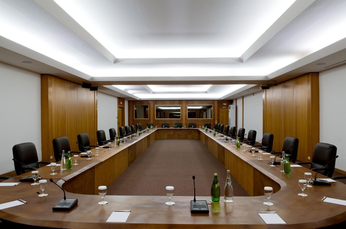 Imagen de los interiores del Hotel King Fahd Palace. Foto 4