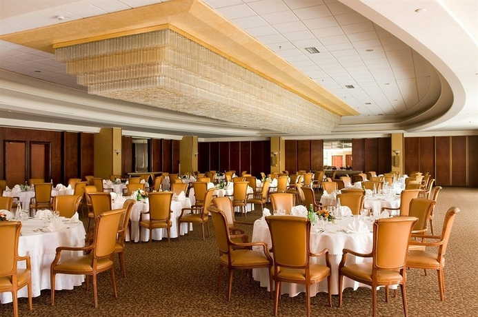 Imagen de los interiores del Hotel King Fahd Palace. Foto 5