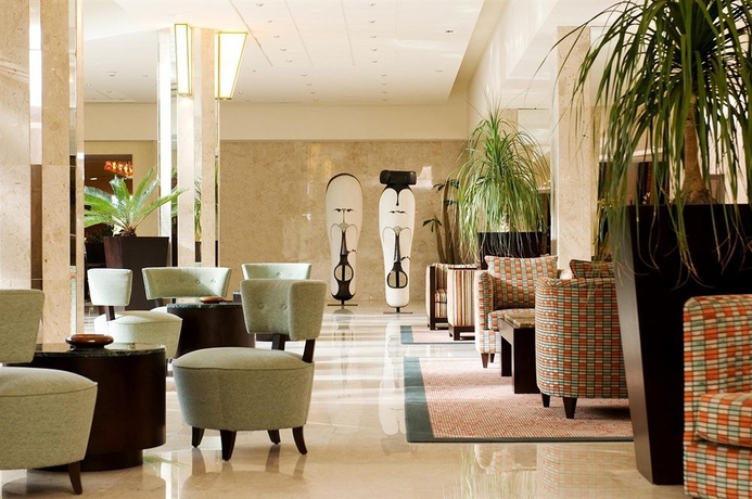 Imagen de los interiores del Hotel King Fahd Palace. Foto 7