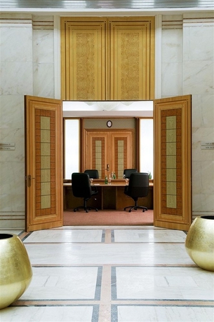 Imagen de los interiores del Hotel King Fahd Palace. Foto 10