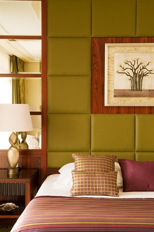 Imagen de la habitación del Hotel King Fahd Palace. Foto 2