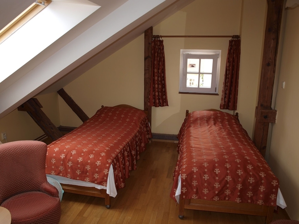 Imagen de la habitación del Hotel King George, Praga. Foto 13