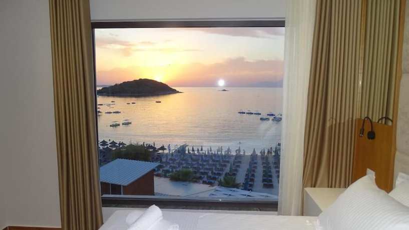 Imagen de la habitación del Hotel King Ksamil. Foto 4