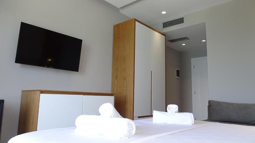 Imagen de la habitación del Hotel King Ksamil. Foto 8