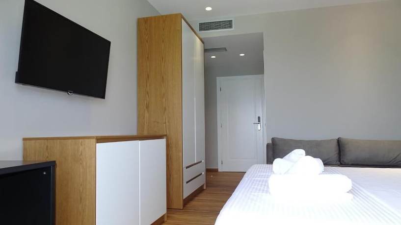 Imagen de la habitación del Hotel King Ksamil. Foto 14