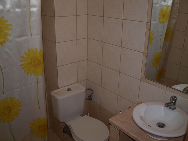 Imagen de la habitación del Hotel King Lodge. Foto 4