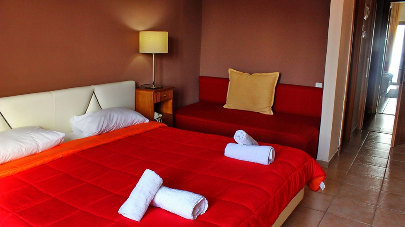 Imagen de la habitación del Hotel King Lodge. Foto 7