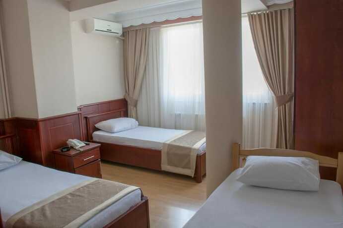 Imagen de la habitación del Hotel King, Lybeniq. Foto 17