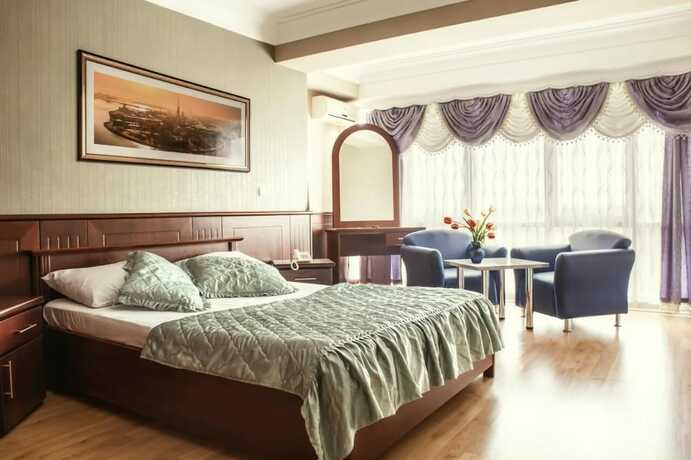 Imagen general del Hotel King, Lybeniq. Foto 7