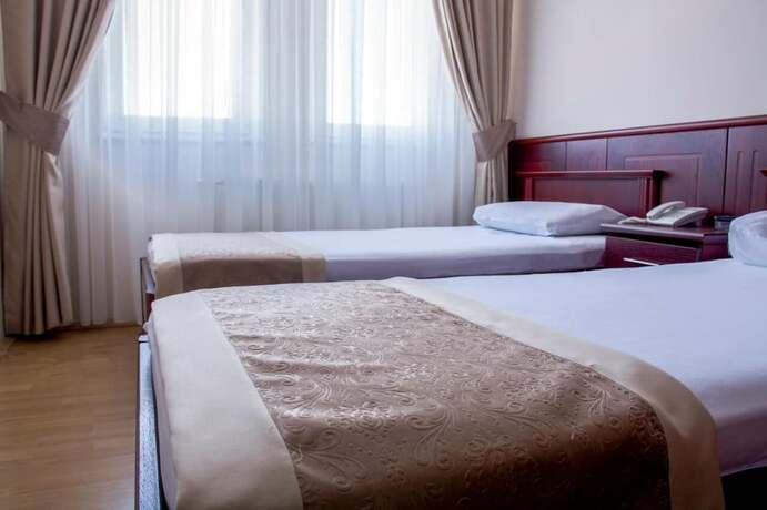 Imagen general del Hotel King, Lybeniq. Foto 12