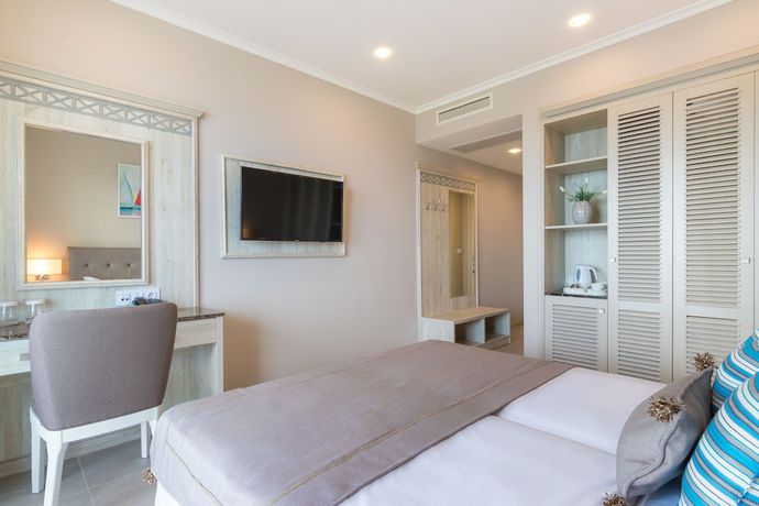 Imagen de la habitación del Hotel King Maron Wellness Beach. Foto 12
