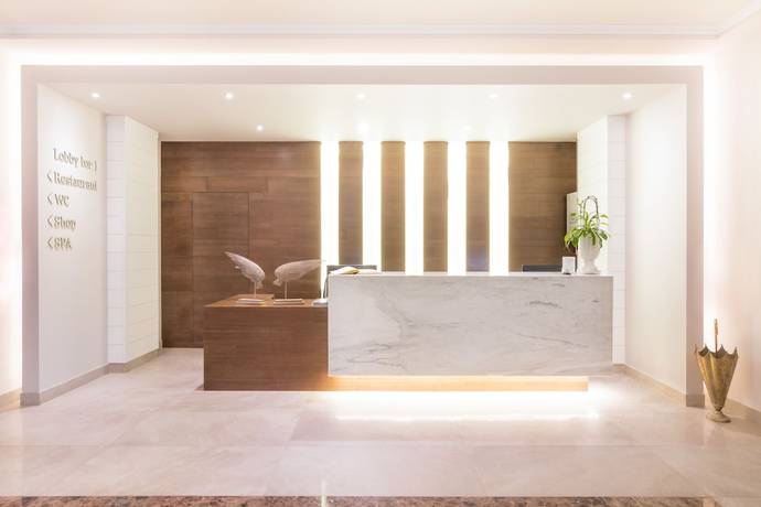 Imagen de los interiores del Hotel King Maron Wellness Beach. Foto 20