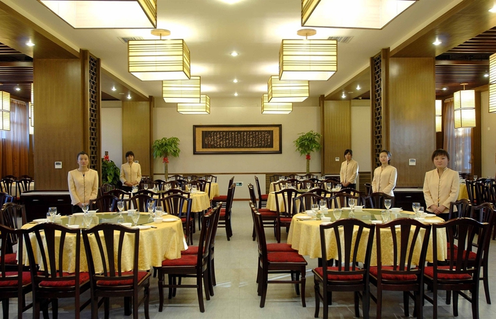 Imagen del bar/restaurante del Hotel King Parkview. Foto 5