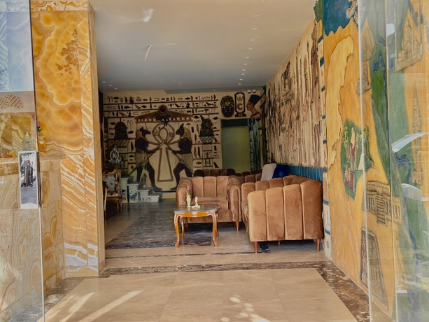 Imagen de los interiores del Hotel King Pyramids View. Foto 12