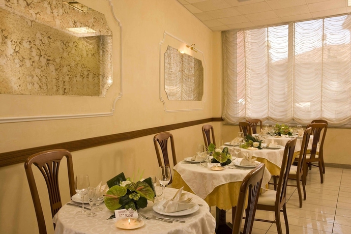 Imagen del bar/restaurante del Hotel King, Rimini. Foto 4
