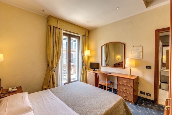 Imagen de la habitación del Hotel King, Roma. Foto 15