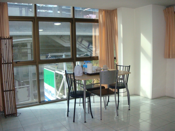 Imagen de los interiores del Hotel King Royal Garden Inn. Foto 8