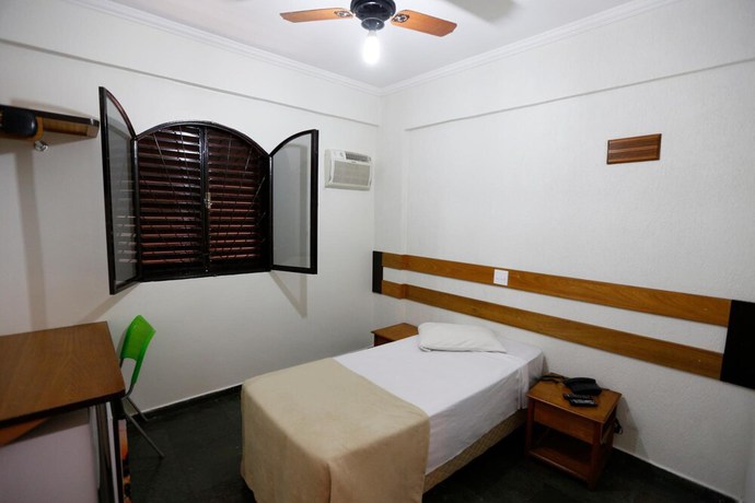 Imagen de la habitación del Hotel King, Sao Jose do Rio Preto. Foto 10