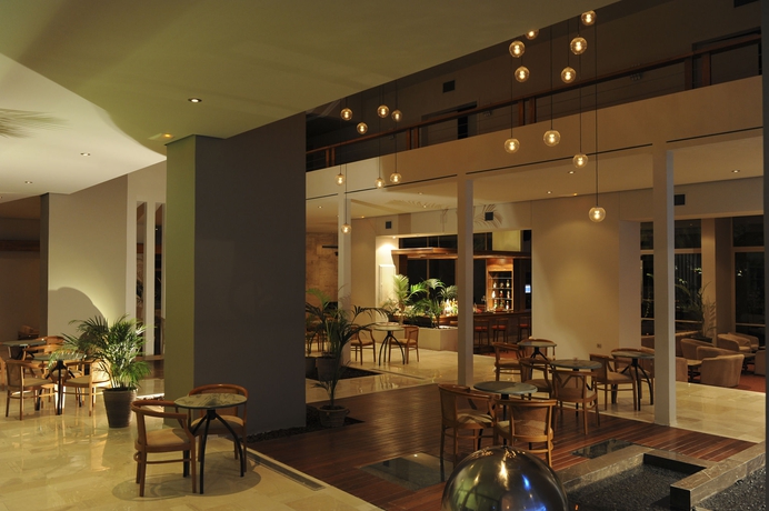 Imagen de los interiores del Hotel King Saron Club Marmara. Foto 14