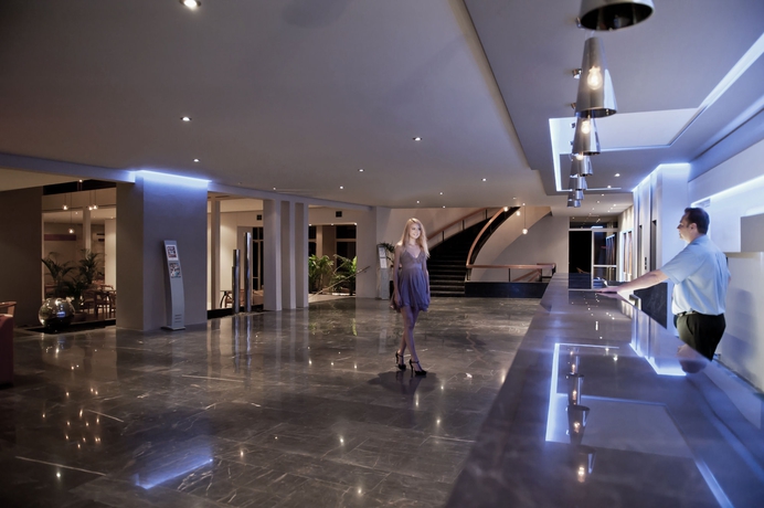 Imagen de los interiores del Hotel King Saron Club Marmara. Foto 16