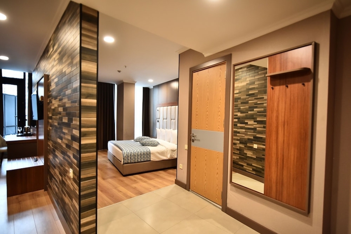 Imagen general del Hotel King Solomon Batumi. Foto 1