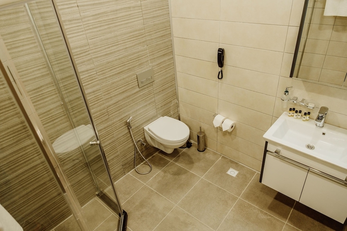 Imagen de la habitación del Hotel King Solomon Batumi. Foto 7