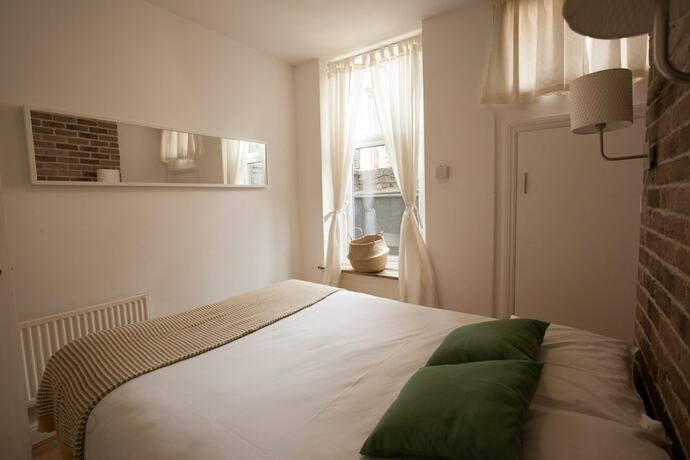 Imagen general del Hotel King Square Gardens by All&ocirc; Housing. Foto 15