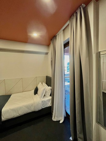 Imagen de la habitación del Hotel King Tamar By Luxuria Hotels. Foto 11