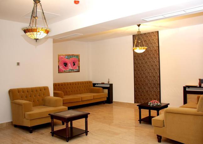 Imagen general del Hotel King, Targoviste. Foto 7