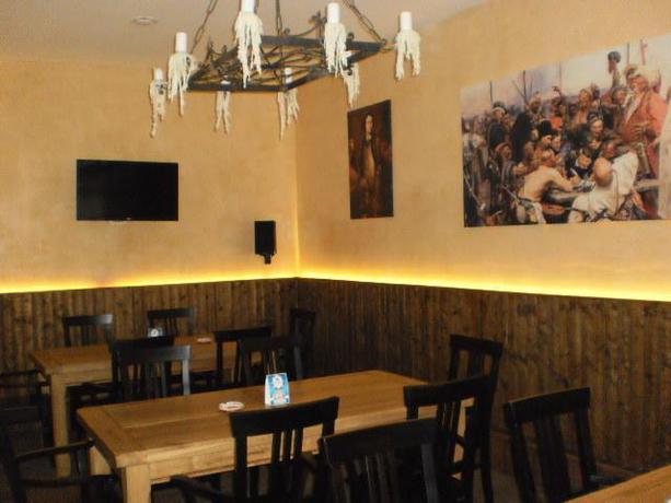 Imagen general del Hotel King, Targoviste. Foto 14