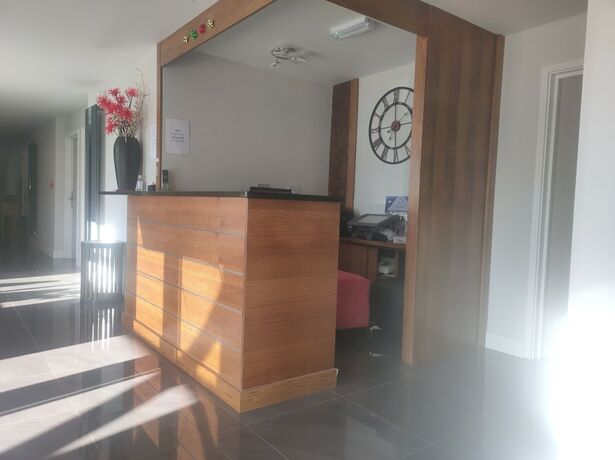 Imagen general del Hotel King Tenterden. Foto 3