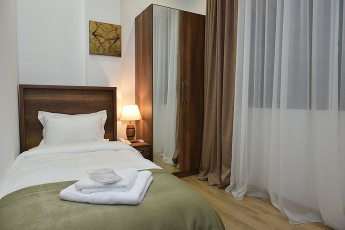 Imagen de la habitación del Hotel King Tom. Foto 8