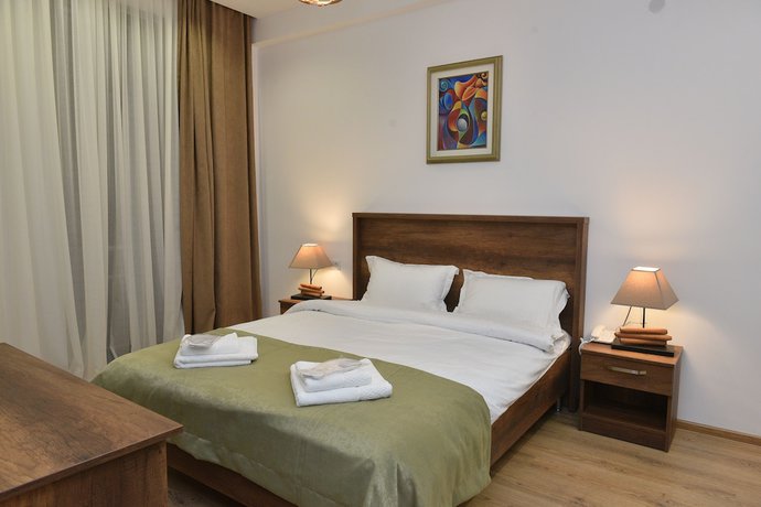 Imagen de la habitación del Hotel King Tom. Foto 18
