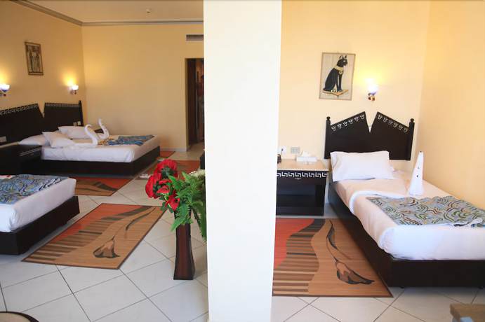 Imagen de la habitación del Hotel King Tut Aqua Park Beach Resort. Foto 14