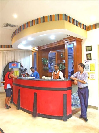 Imagen del bar/restaurante del Hotel King Tut Aqua Park Beach Resort. Foto 8